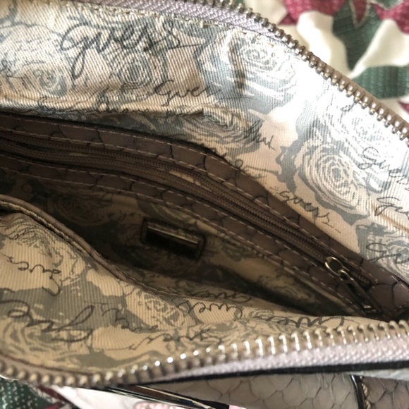 NWT Guess Crossbody Purse (pink and grey) - Picture 2 of 4
